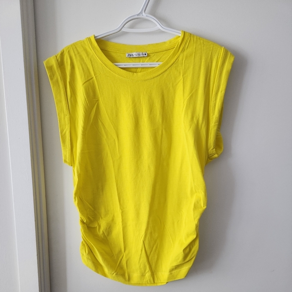 Ruched T Shirt Zara size L yellow - Picture 1 of 3